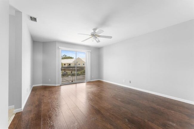 Building Photo - 6175 Riverwalk Ln