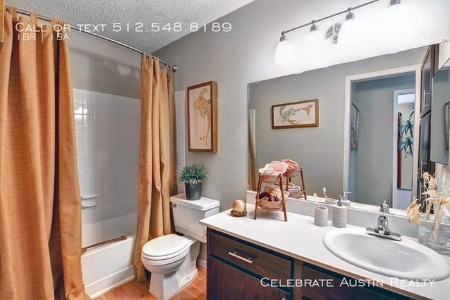 Building Photo - Twenty15