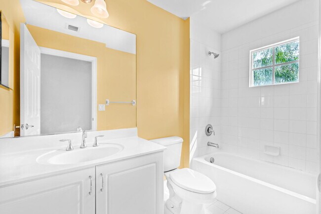 Building Photo - 10779 Paperbark Pl