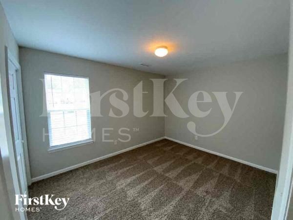 Building Photo - 139 Hanahan Plantation Cir