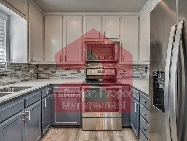 Building Photo - 2024 NW 45th St