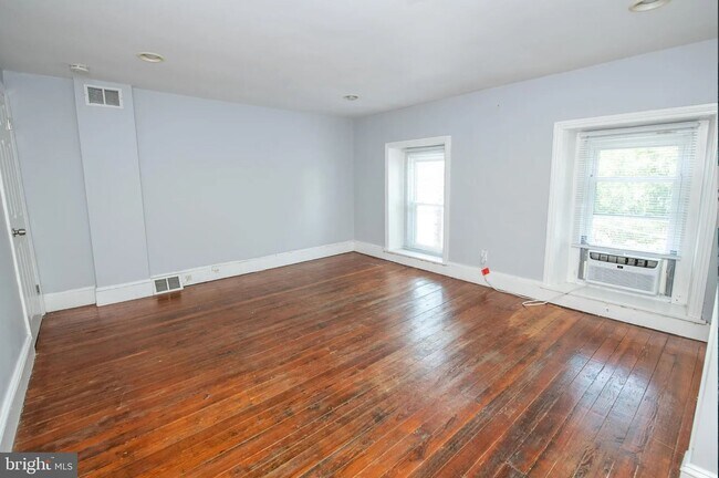 Bedroom - 3803 Sharp St