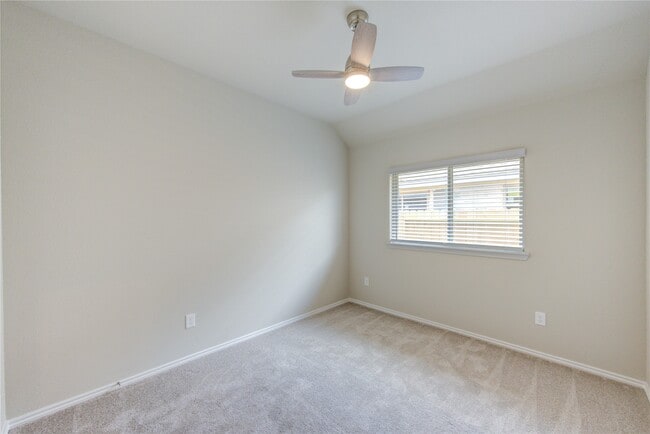 Building Photo - 203 Bright Vly Wy