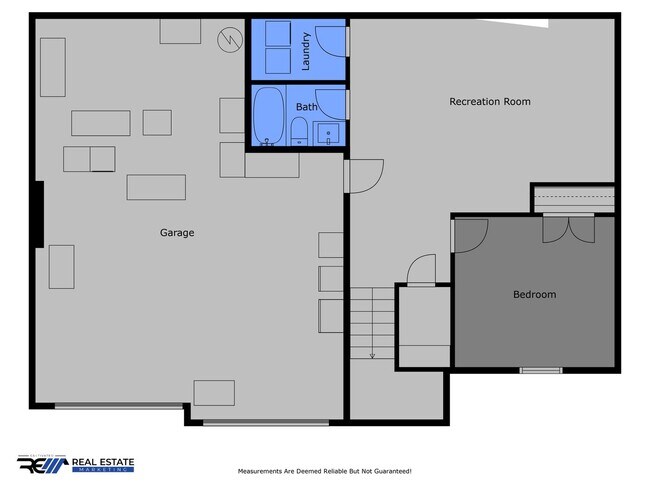 Building Photo - Spacious 4-Bedroom Home with Dual Living A...