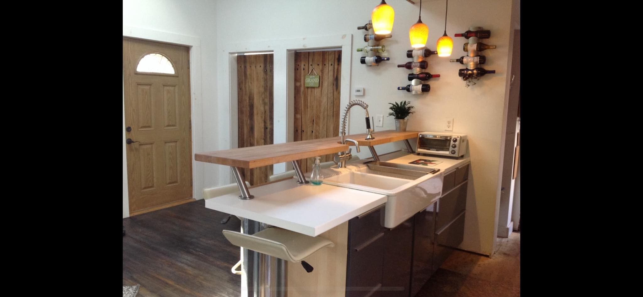 Building Photo - 128 N Putt Corners Rd