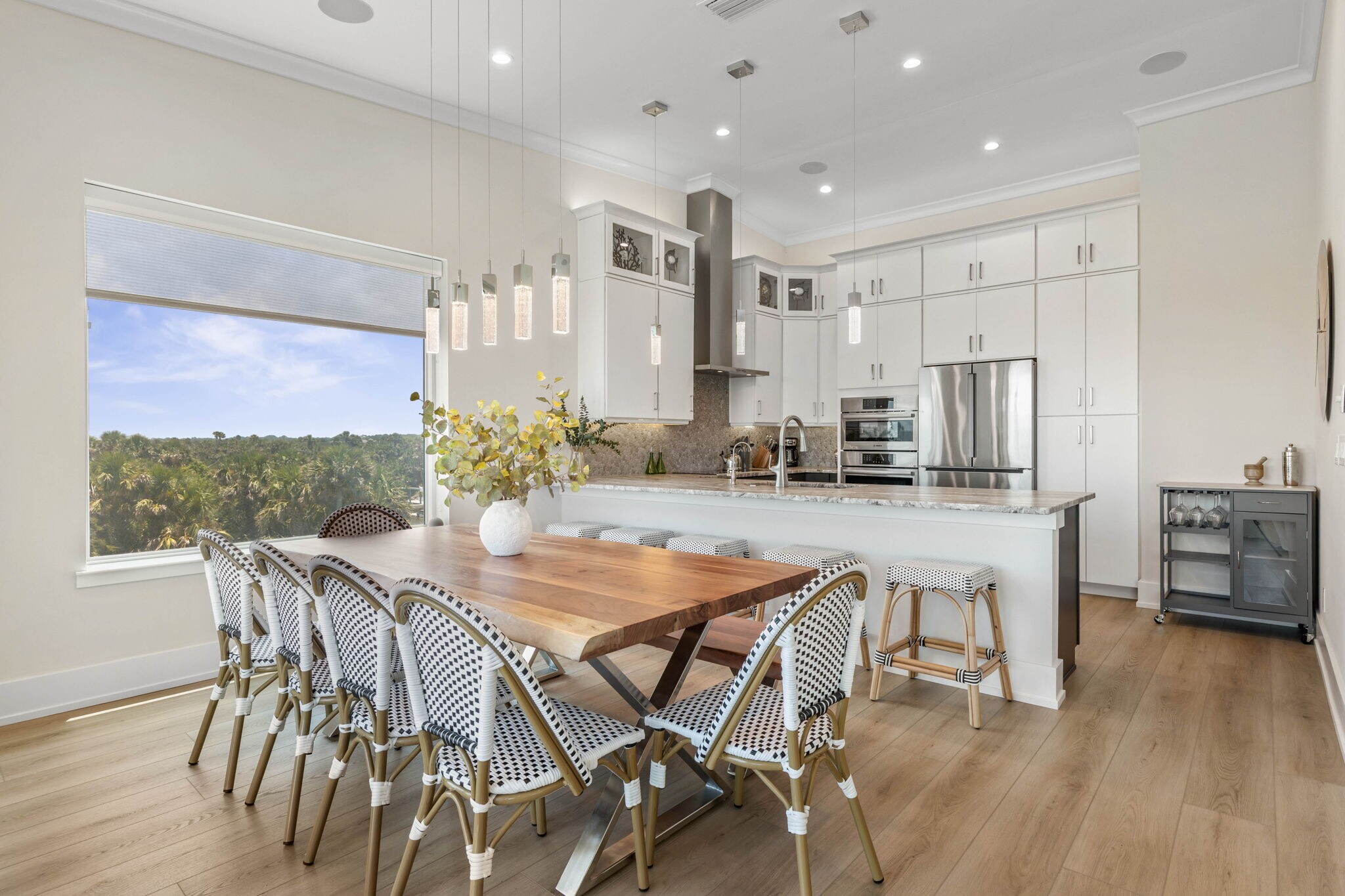 Building Photo - 3538 N Ocean Shore Blvd