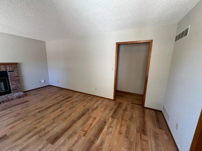 Building Photo - 3726 Pinnacle Ct