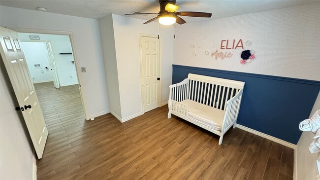 Building Photo - 221 Hyta St