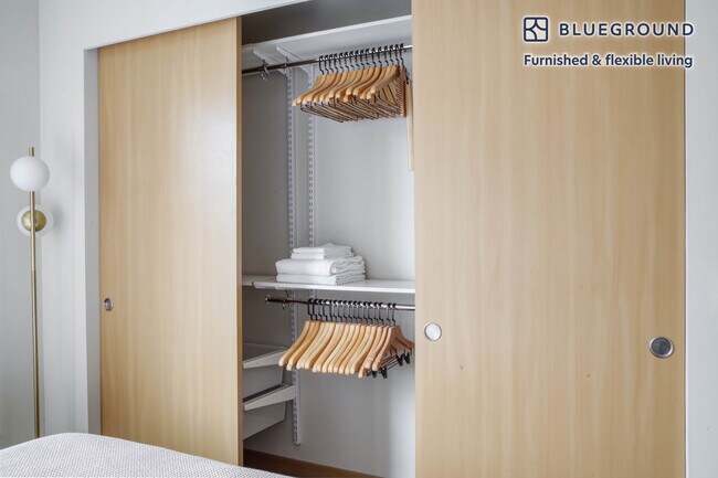 Building Photo - 311 Cedar St