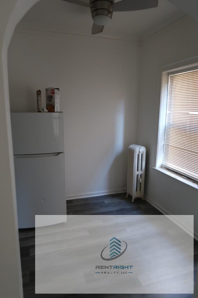 Building Photo - 4477 N Elston Ave