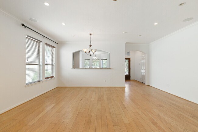 Building Photo - 24527 Spring Harbor Drive