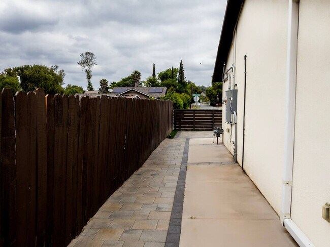 Building Photo - 451 E Lincoln Ave