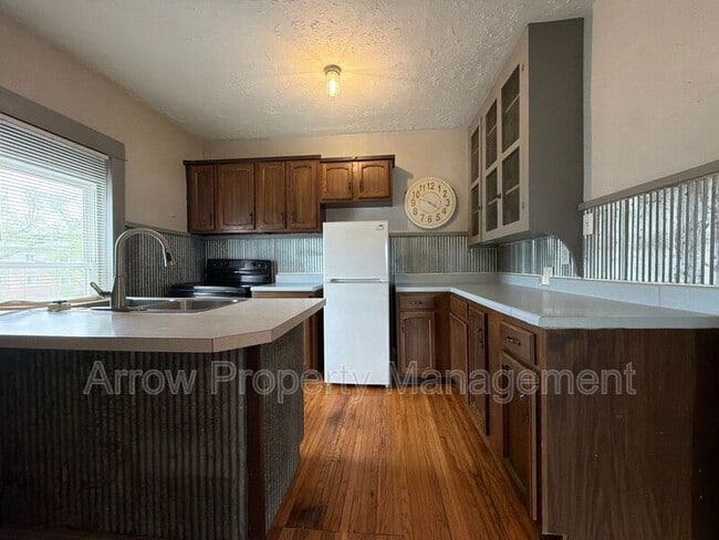 Building Photo - 738 N 25th St