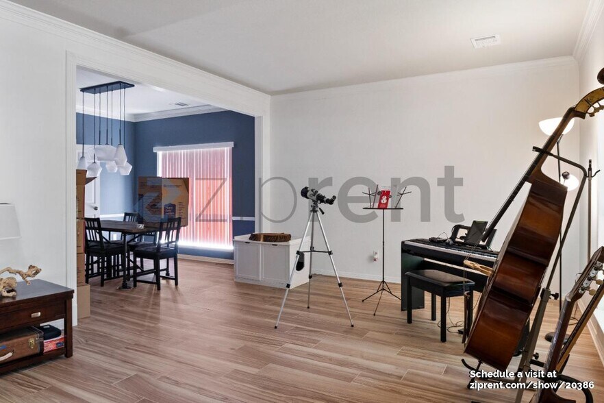 Building Photo - 1406 Dapplegrey Ln