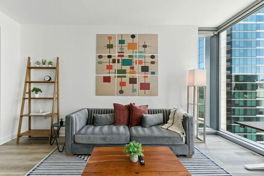 Building Photo - 399 Fremont St