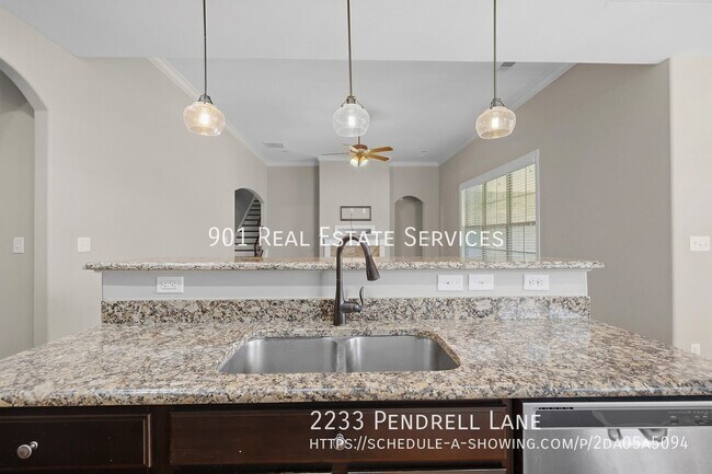 Building Photo - 2233 Pendrell Ln