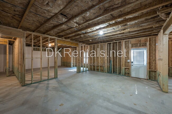 Building Photo - 2766 Hilson Commons