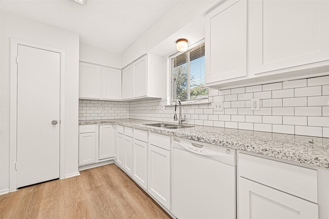 Building Photo - 7107 Gettysburg Dr