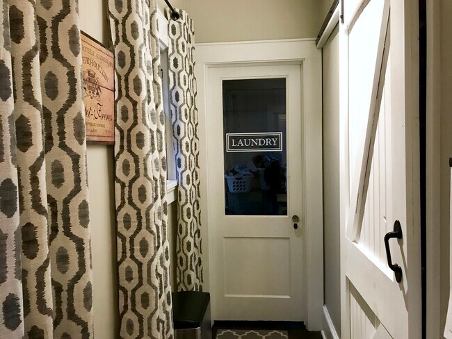 Building Photo - 1308 N Highland Ave NE