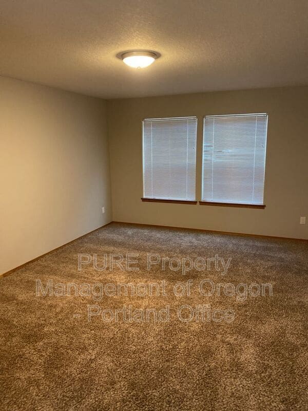 Building Photo - 1526 SE 125th Ct