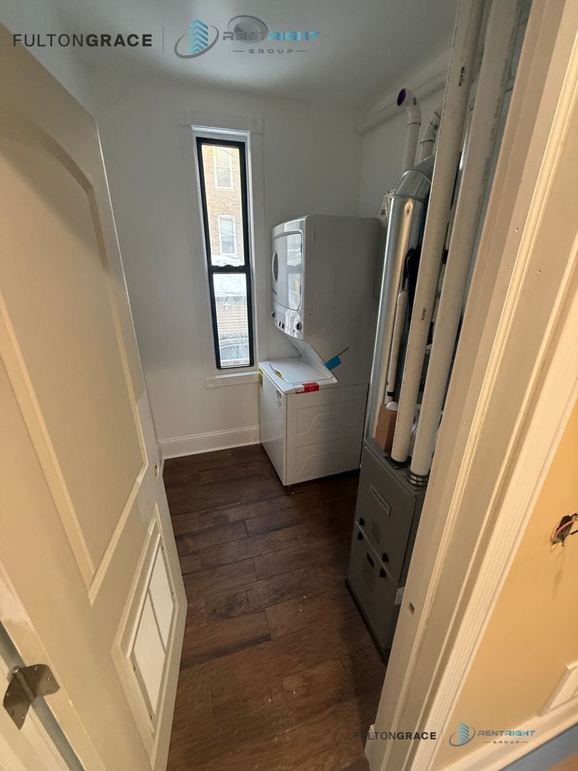 Building Photo - 1324 N Bosworth Ave