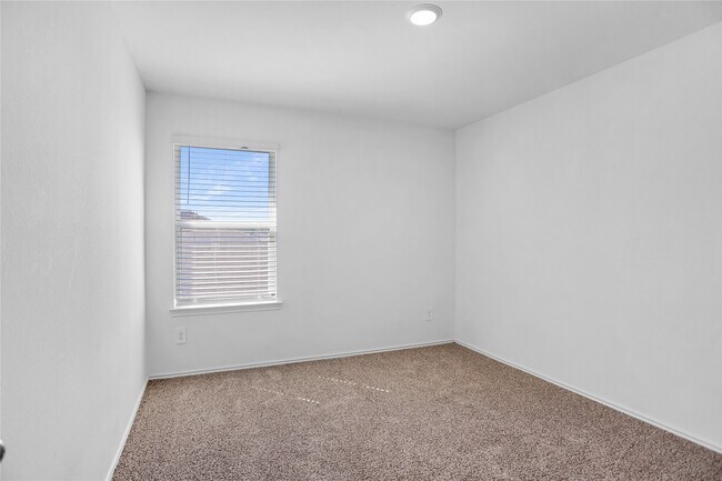 Building Photo - 24311 Saddlestone Green Dr
