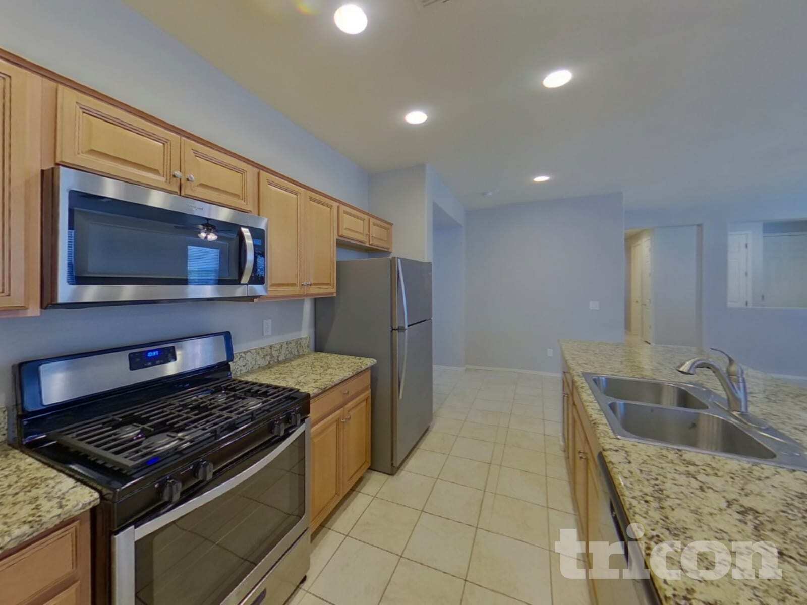 Building Photo - 41038 W Portis Dr