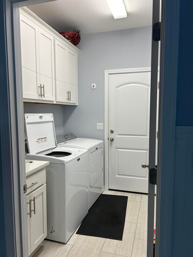 Building Photo - 250 Jefferson St