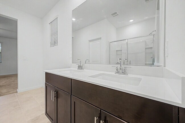 Building Photo - 35455 W Cartegna Ln