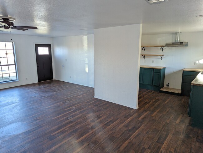 main living space - 107 W Mesquite St