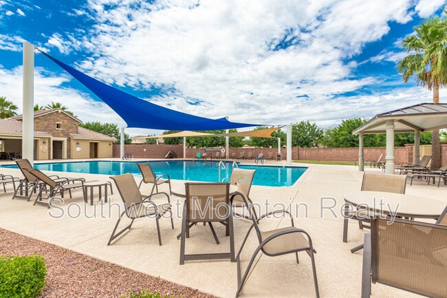 Building Photo - 41540 N Jacaranda Ct