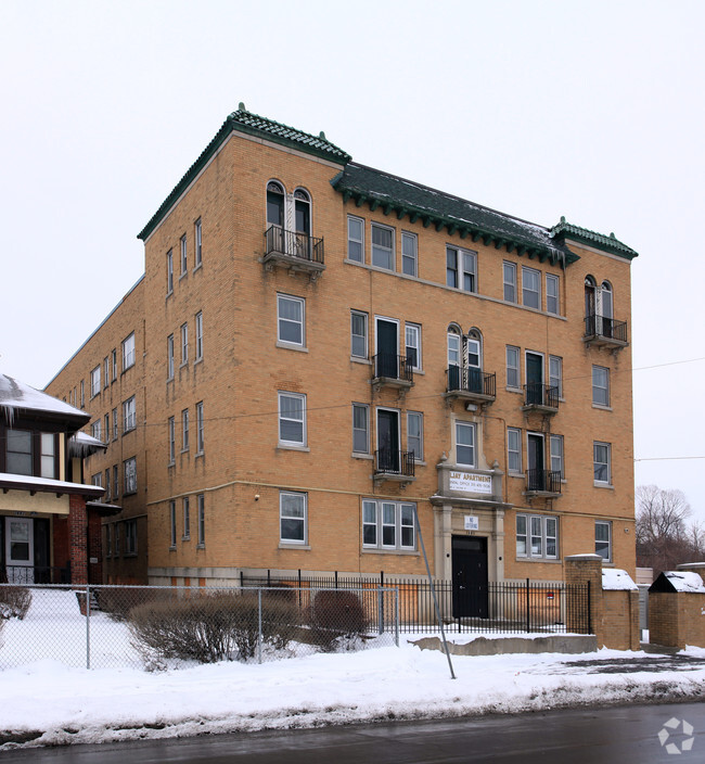 Primary Photo - West Park Apartments