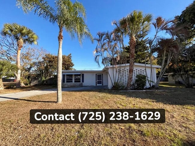 Building Photo - 153 SE Calmoso Dr