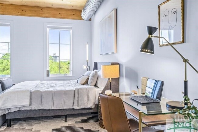 Building Photo - 111 Ann St