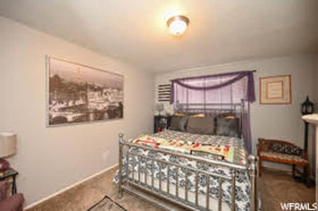 Building Photo - Charming 2 Bed 1 Bath Millcreek Apartment in Prime Location