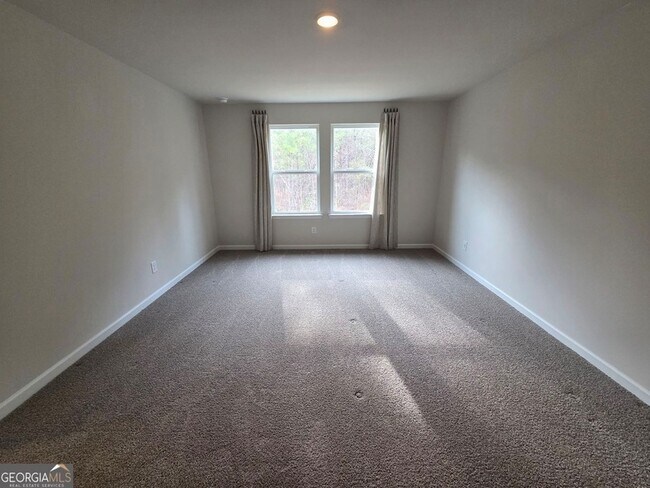 Building Photo - 167 Vly Oak Dr