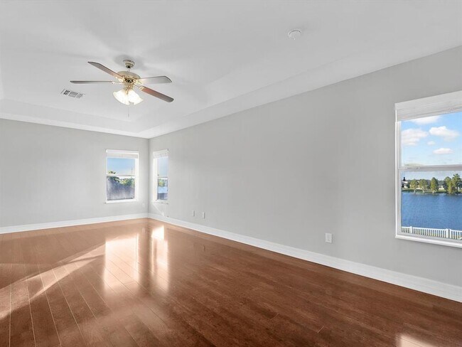 Building Photo - 2274 Geneva Dr