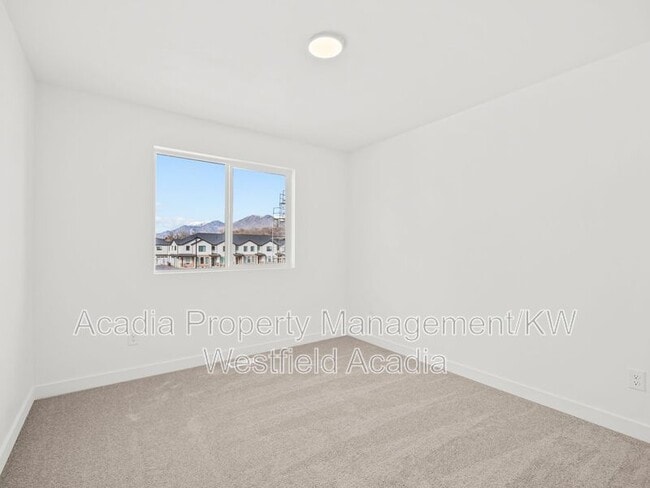 Building Photo - 226 E 860 S