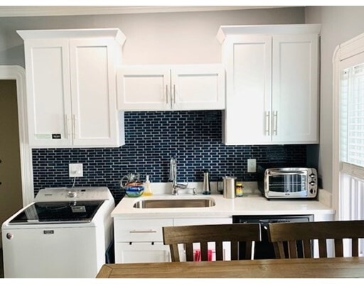 Building Photo - 58 Lowden Ave