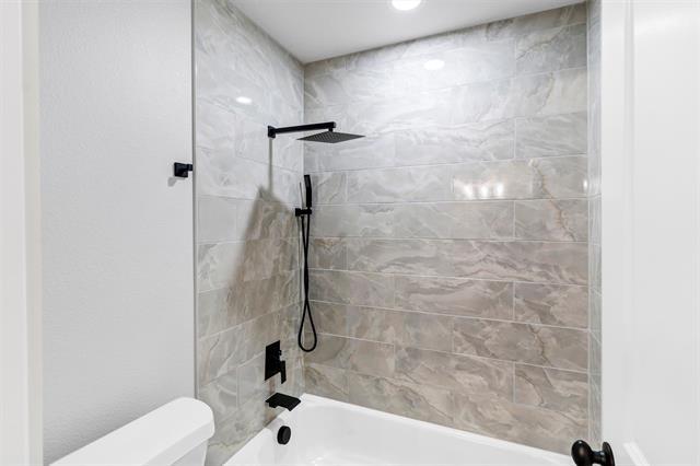 Building Photo - 576 Highview Ct