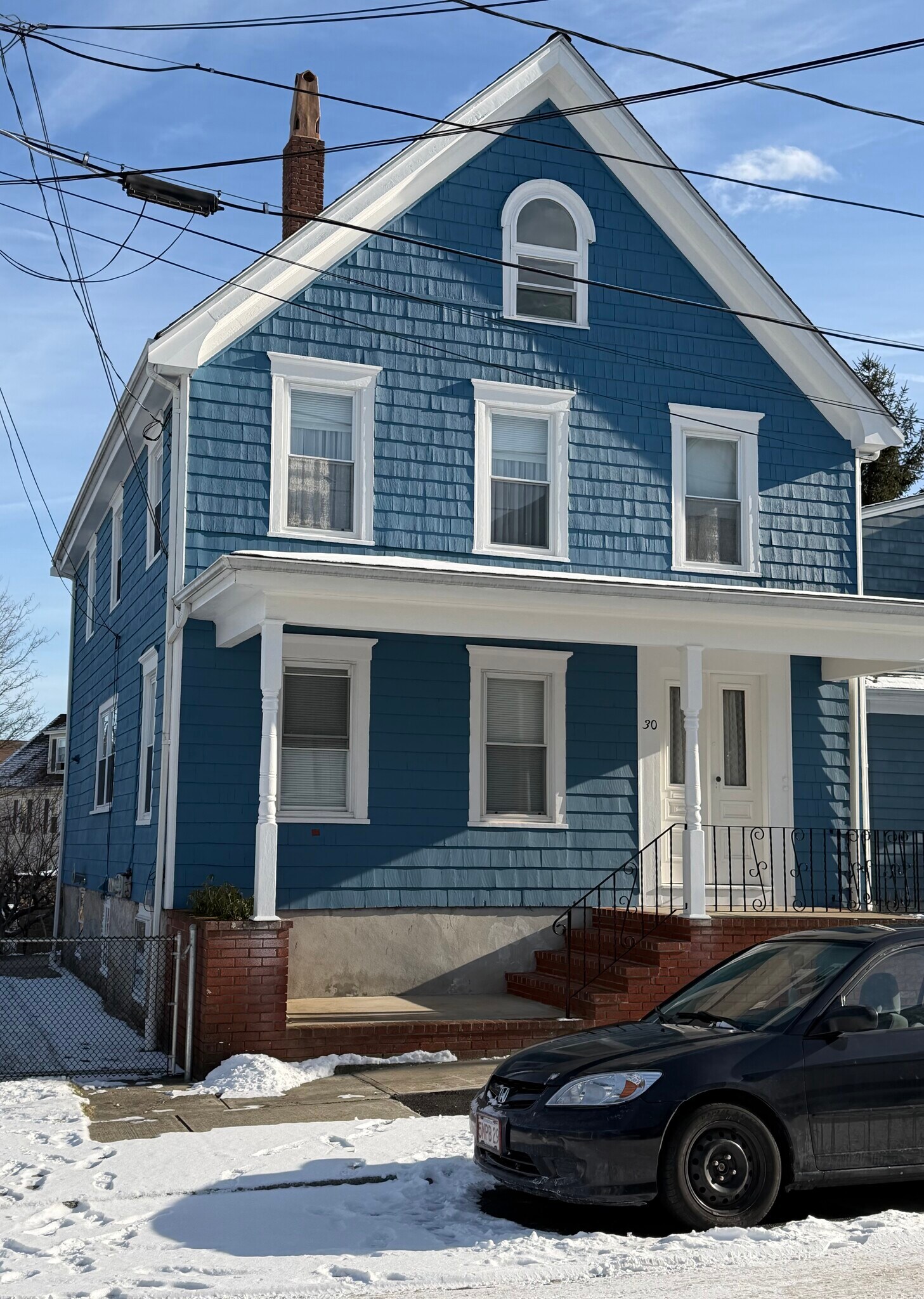 Building Photo - 30 Juniper St