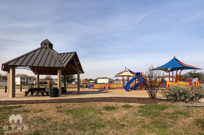 Building Photo - 1431 Windy Meadows Dr