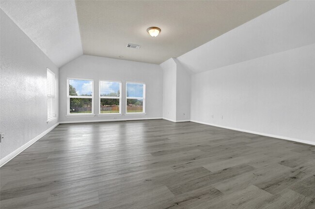 Building Photo - 7303 Lennox Woods