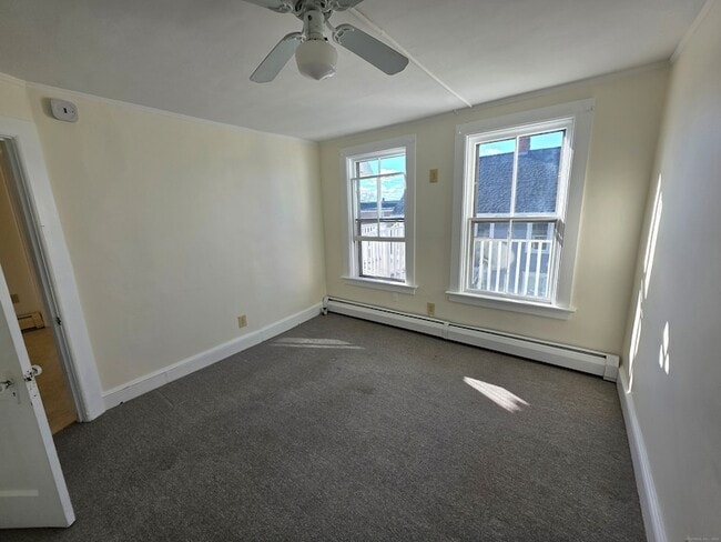 Building Photo - 110 Main St