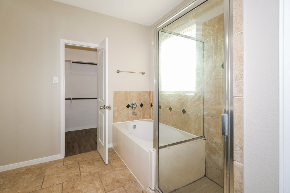 Building Photo - 21604 Hackamore Ct