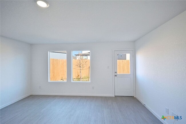 Building Photo - 3243 Gingham Pt