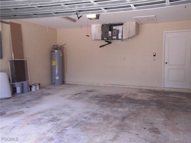 Building Photo - 1117 Venetia St