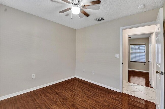 Building Photo - 5248 NW 117th Ave