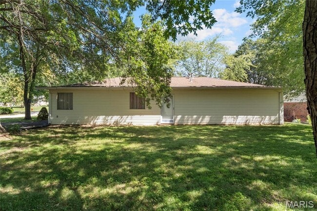 Building Photo - 107 Mark Trail Dr