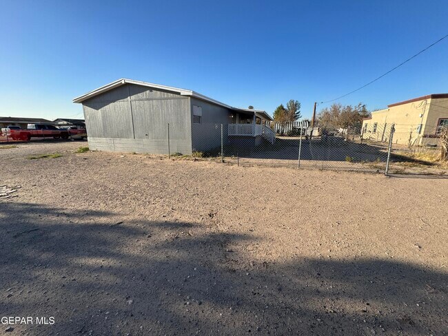 Building Photo - 241 Passmore Rd